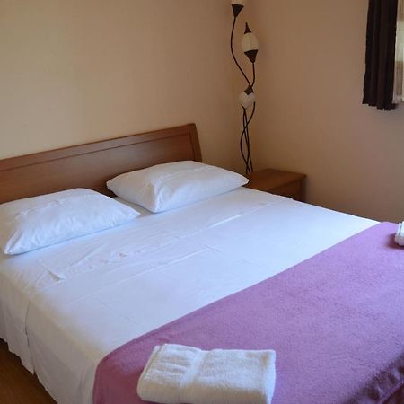 Goga Apartments Primošten Dış mekan fotoğraf